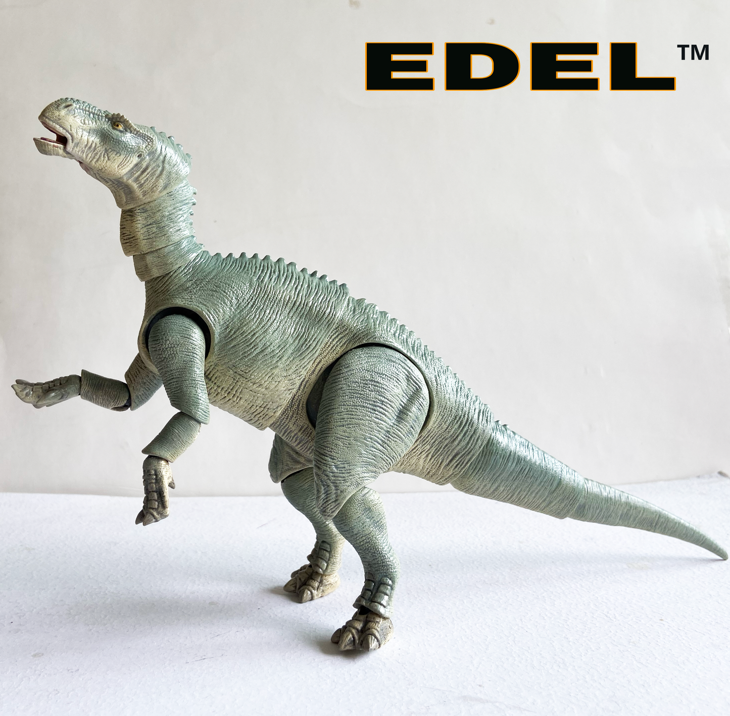Iguanodon Al 1/35 scale Super articulated
