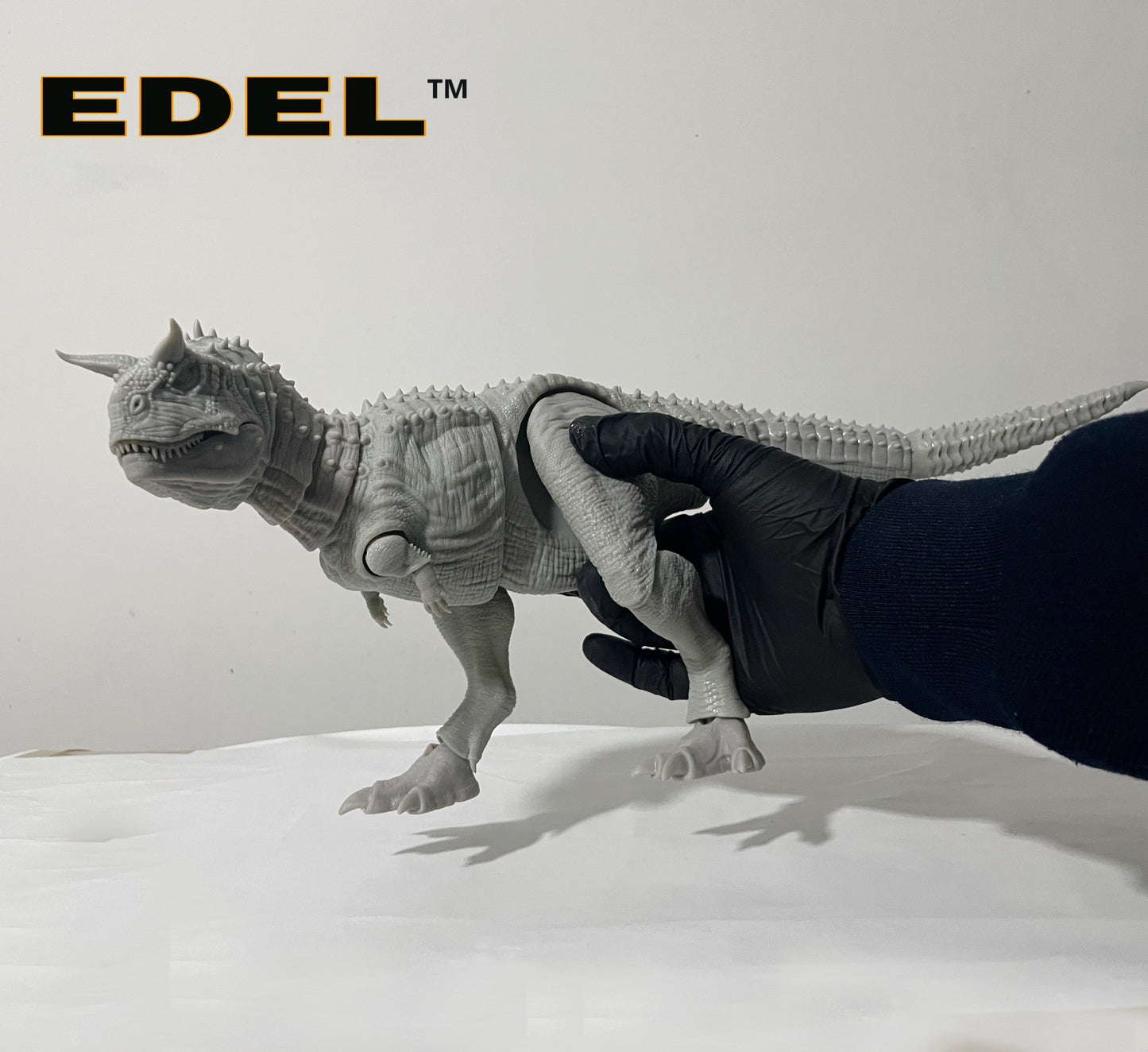 Unpainted Carnotaurus Monster 1/35 scale Super articulated.