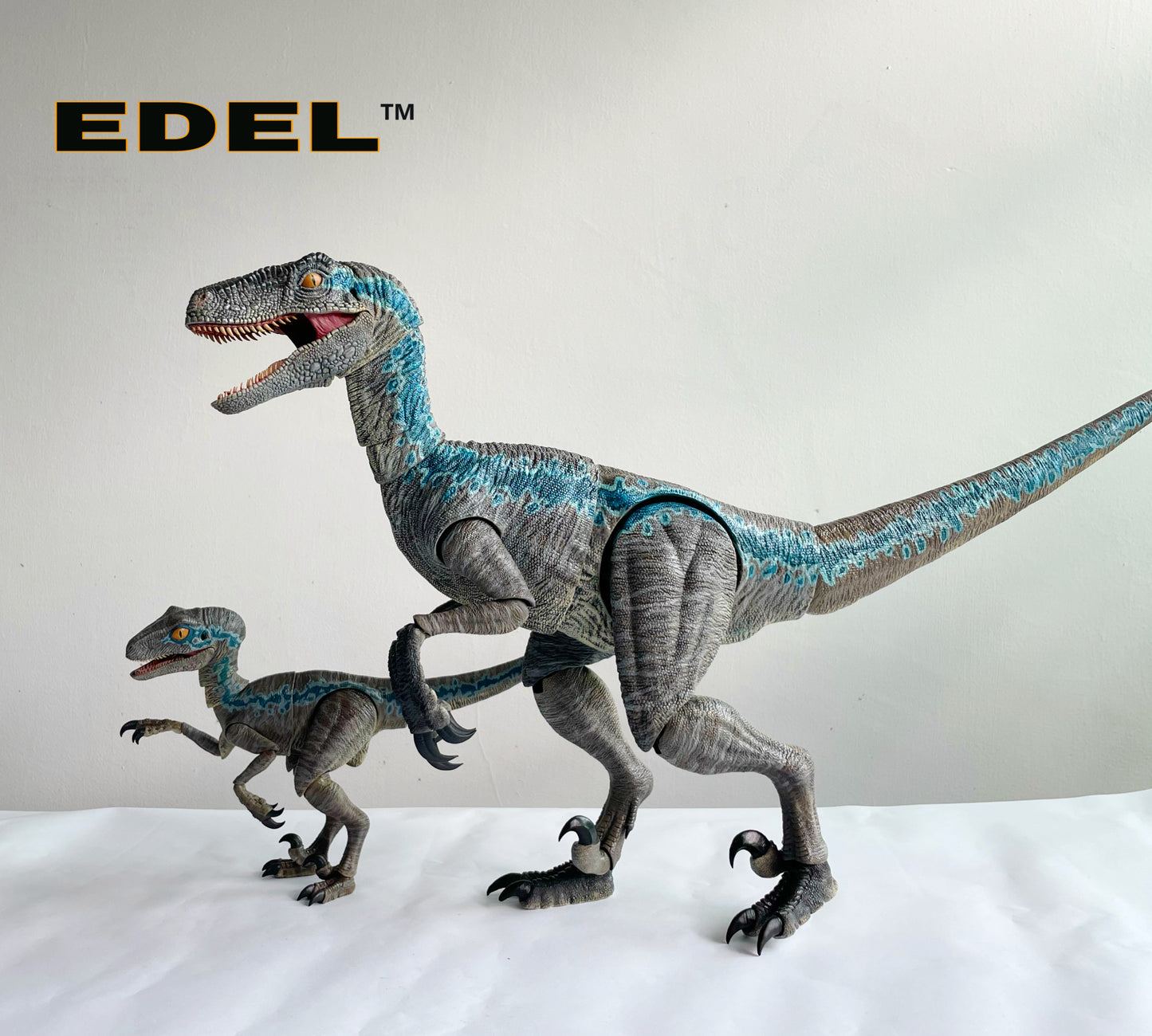 Raptor MVJW3BL and Baby  1/6 scale Super Articulated Introductory Price