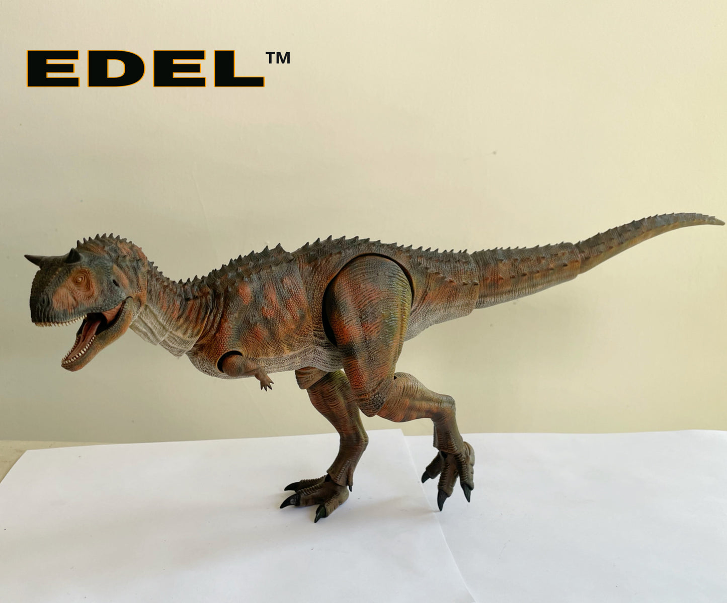 Carnotaurus 1/20 scale Super articulated